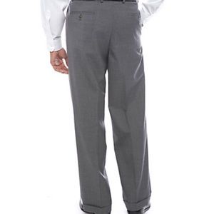 Ralph Lauren Pants - NWT Grey Ralph Lauren pleated dress pants Ralph Lauren Pants - NWT Grey Ralph Lauren pleated dress pants